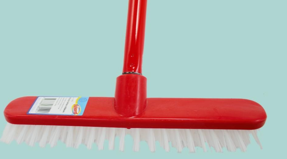 Četka za ribanje S drškom 1 komad - Akcija u trgovini Boso